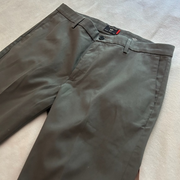 Dockers Men's Grey Slim Fit Signature Khaki Stretch Pants, Size 36W x 29L - Picture 6 of 16